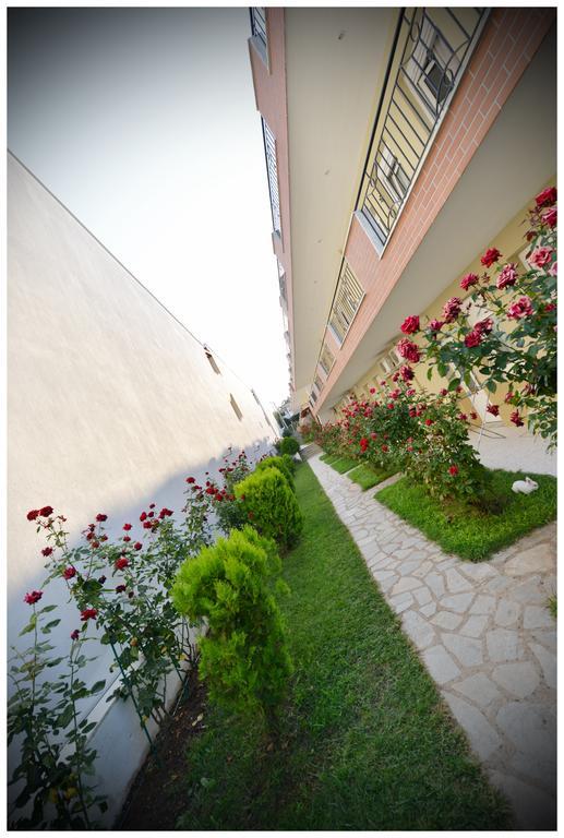 Anna Christina Apartments Метаморфосі Екстер'єр фото