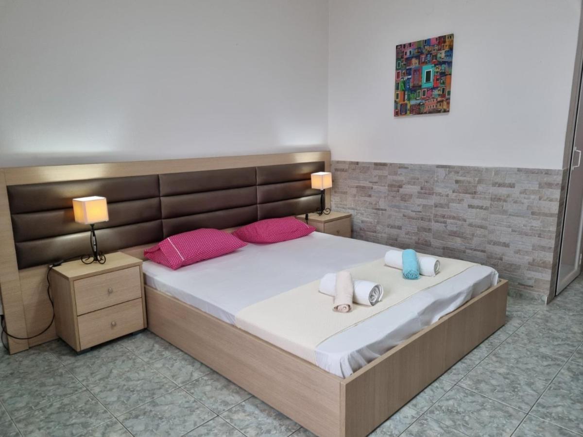 Anna Christina Apartments Метаморфосі Екстер'єр фото